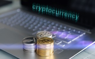 墨山猫实战策略：比特币突破关键阻力后的加仓技巧